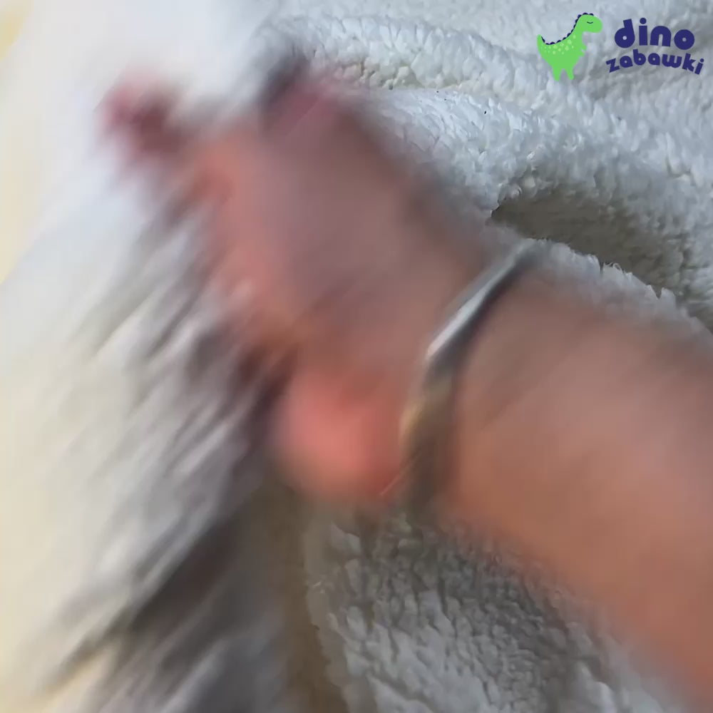 Załaduj wideo: Oddychający Miś Truskawka